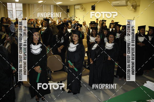 Buy your photos of the eventFormandos Cruz Vermelha on Fotop