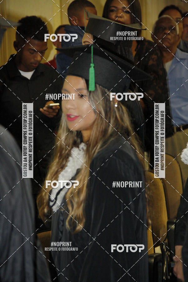 Buy your photos of the eventFormandos Cruz Vermelha on Fotop