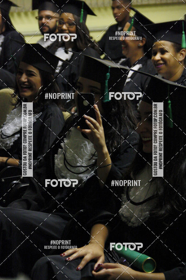 Buy your photos of the eventFormandos Cruz Vermelha on Fotop