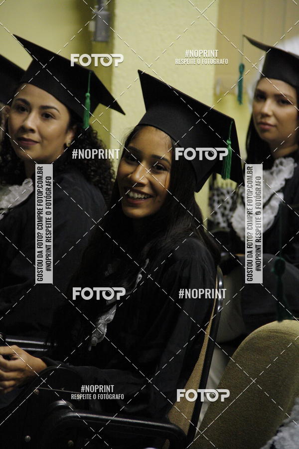 Buy your photos of the eventFormandos Cruz Vermelha on Fotop