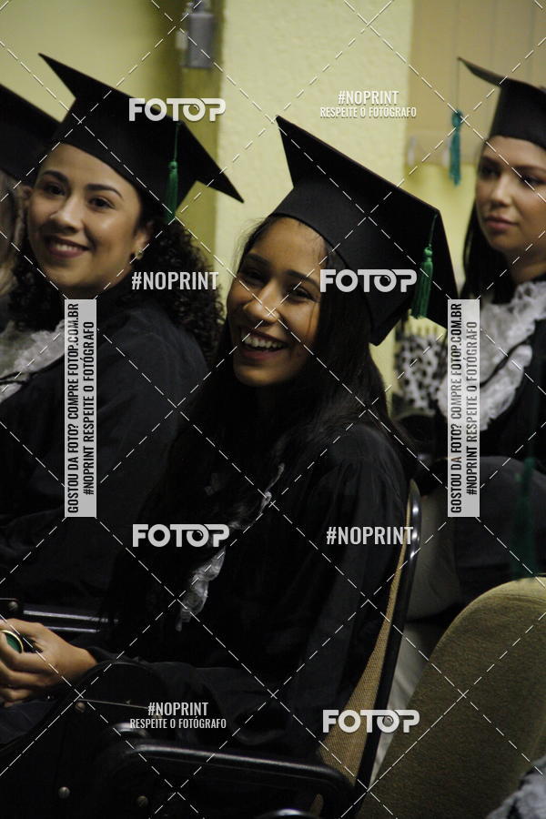 Buy your photos of the eventFormandos Cruz Vermelha on Fotop