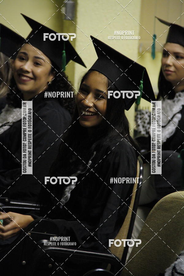 Buy your photos of the eventFormandos Cruz Vermelha on Fotop