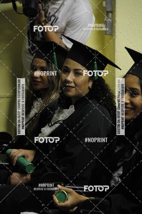 Buy your photos of the eventFormandos Cruz Vermelha on Fotop