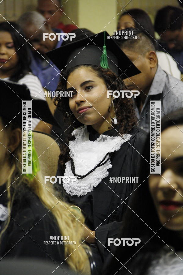 Buy your photos of the eventFormandos Cruz Vermelha on Fotop