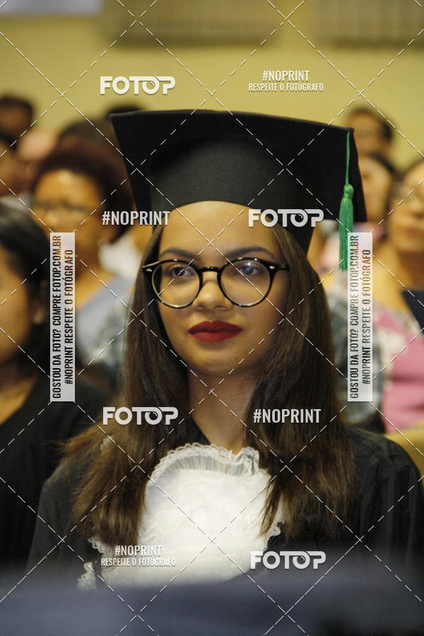 Buy your photos of the eventFormandos Cruz Vermelha on Fotop