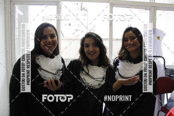 Buy your photos of the eventFormandos Cruz Vermelha on Fotop