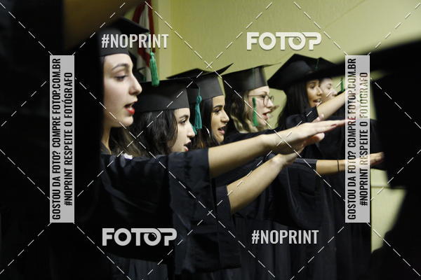 Buy your photos of the eventFormandos Cruz Vermelha on Fotop