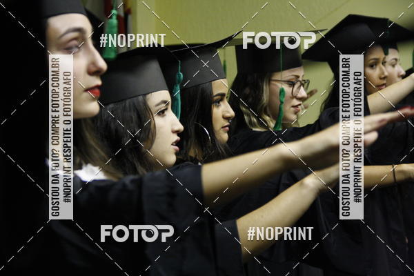 Buy your photos of the eventFormandos Cruz Vermelha on Fotop