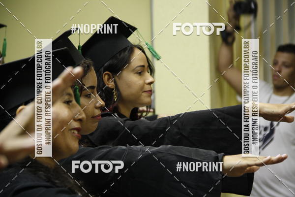 Buy your photos of the eventFormandos Cruz Vermelha on Fotop