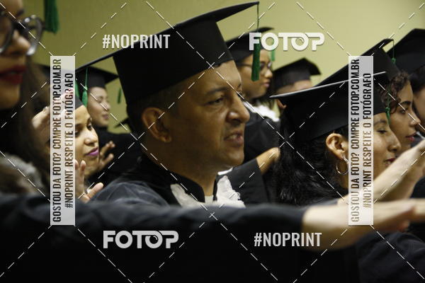 Buy your photos of the eventFormandos Cruz Vermelha on Fotop