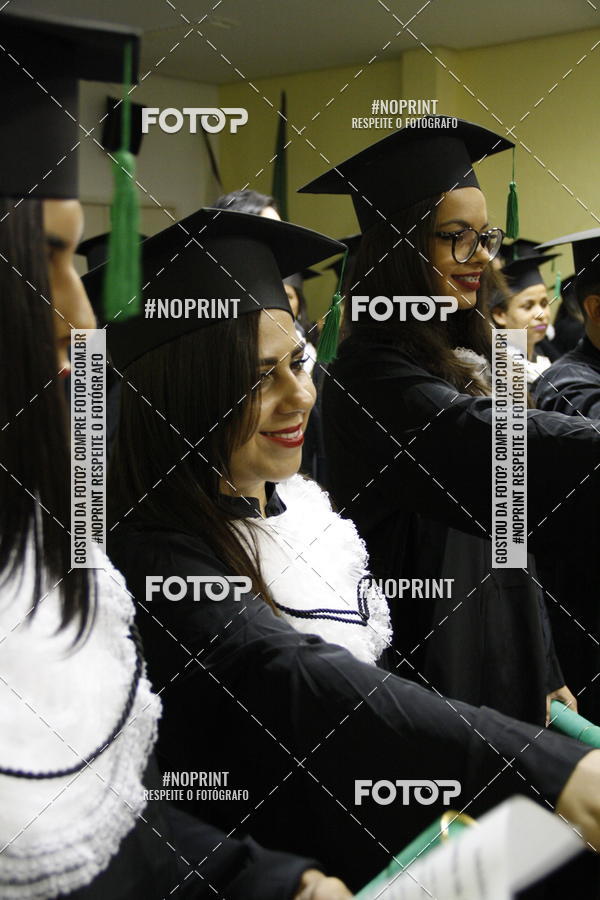 Buy your photos of the eventFormandos Cruz Vermelha on Fotop