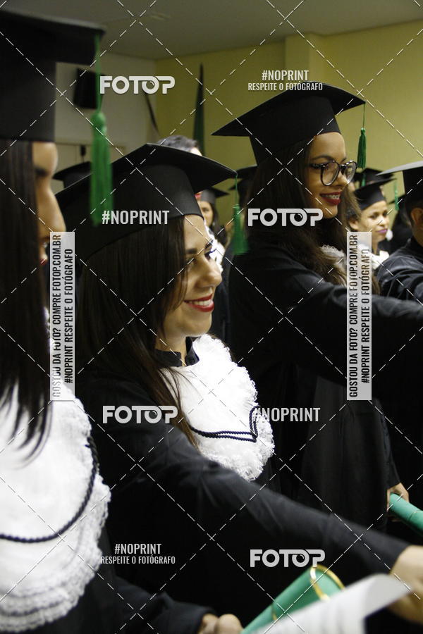 Buy your photos of the eventFormandos Cruz Vermelha on Fotop