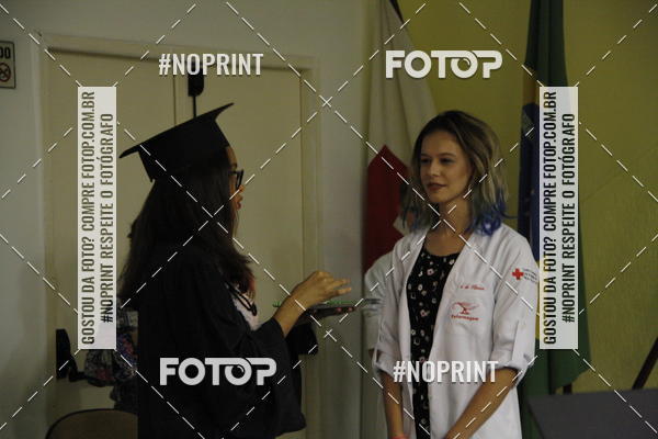 Buy your photos of the eventFormandos Cruz Vermelha on Fotop