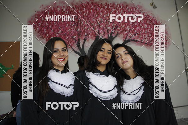 Buy your photos of the eventFormandos Cruz Vermelha on Fotop
