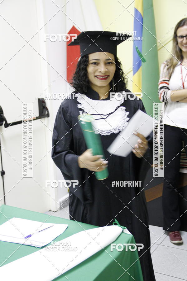 Buy your photos of the eventFormandos Cruz Vermelha on Fotop