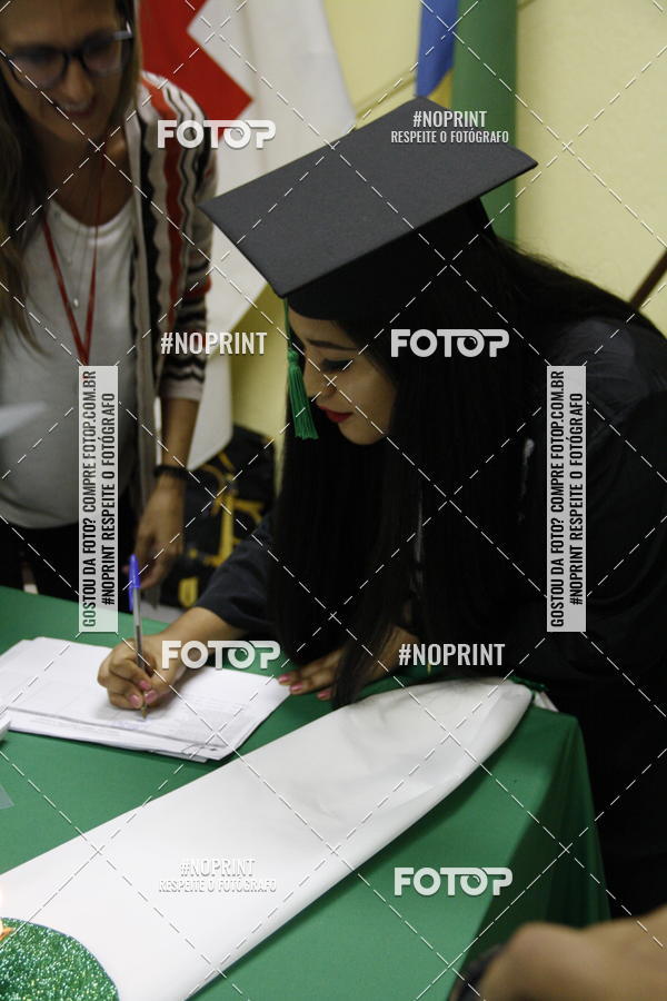 Buy your photos of the eventFormandos Cruz Vermelha on Fotop