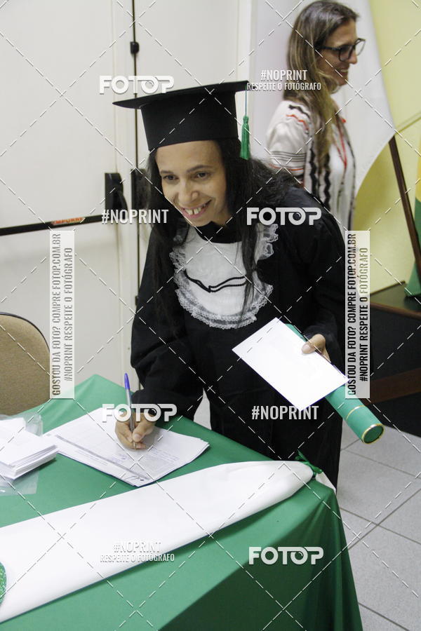 Buy your photos of the eventFormandos Cruz Vermelha on Fotop
