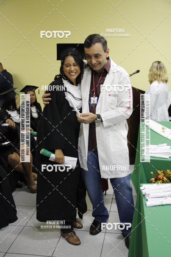 Buy your photos of the eventFormandos Cruz Vermelha on Fotop