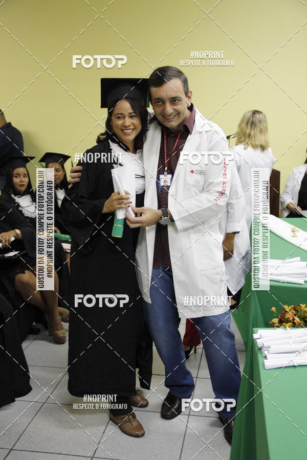 Buy your photos of the eventFormandos Cruz Vermelha on Fotop