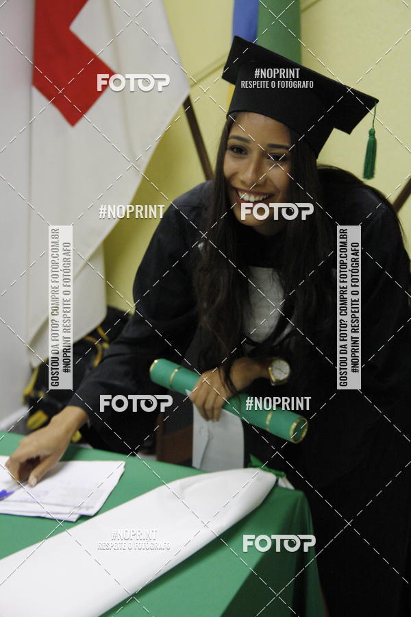 Buy your photos of the eventFormandos Cruz Vermelha on Fotop