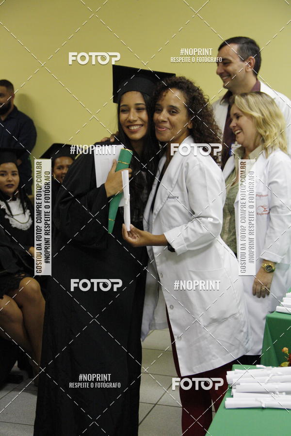 Buy your photos of the eventFormandos Cruz Vermelha on Fotop