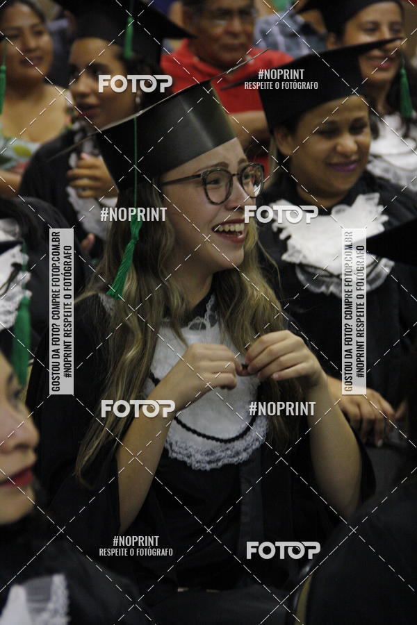 Buy your photos of the eventFormandos Cruz Vermelha on Fotop