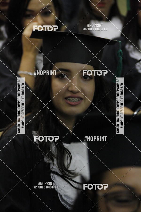 Buy your photos of the eventFormandos Cruz Vermelha on Fotop