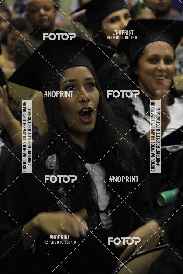 Buy your photos of the eventFormandos Cruz Vermelha on Fotop