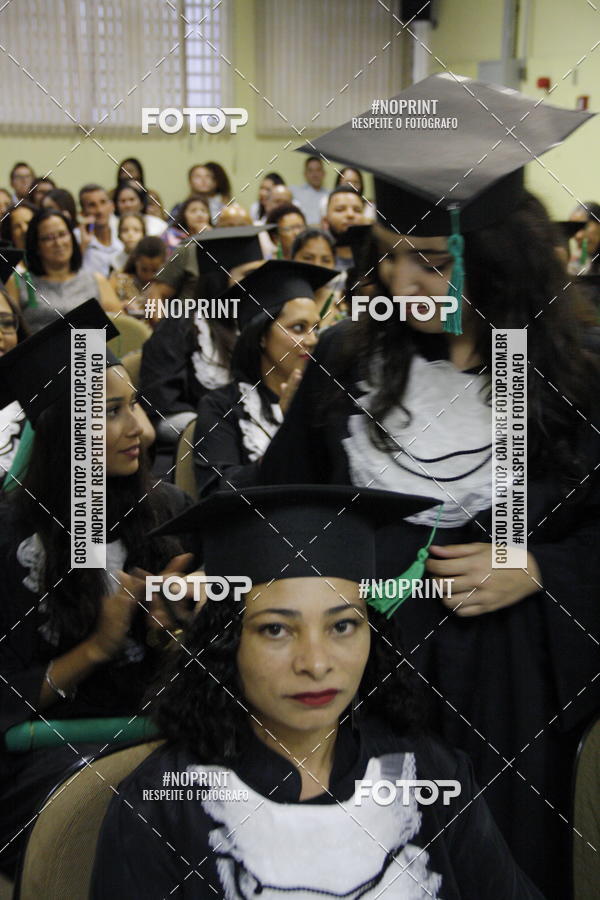 Buy your photos of the eventFormandos Cruz Vermelha on Fotop