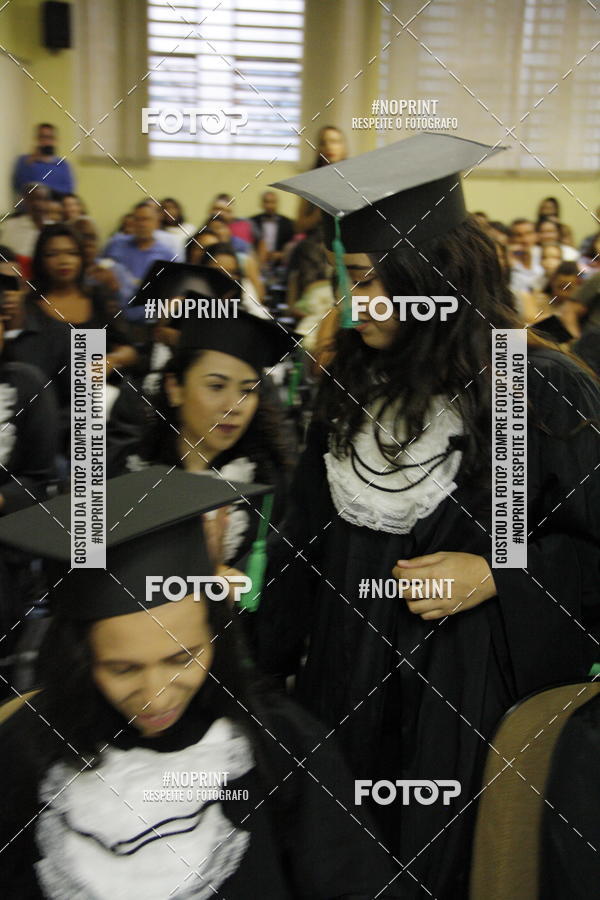 Buy your photos of the eventFormandos Cruz Vermelha on Fotop