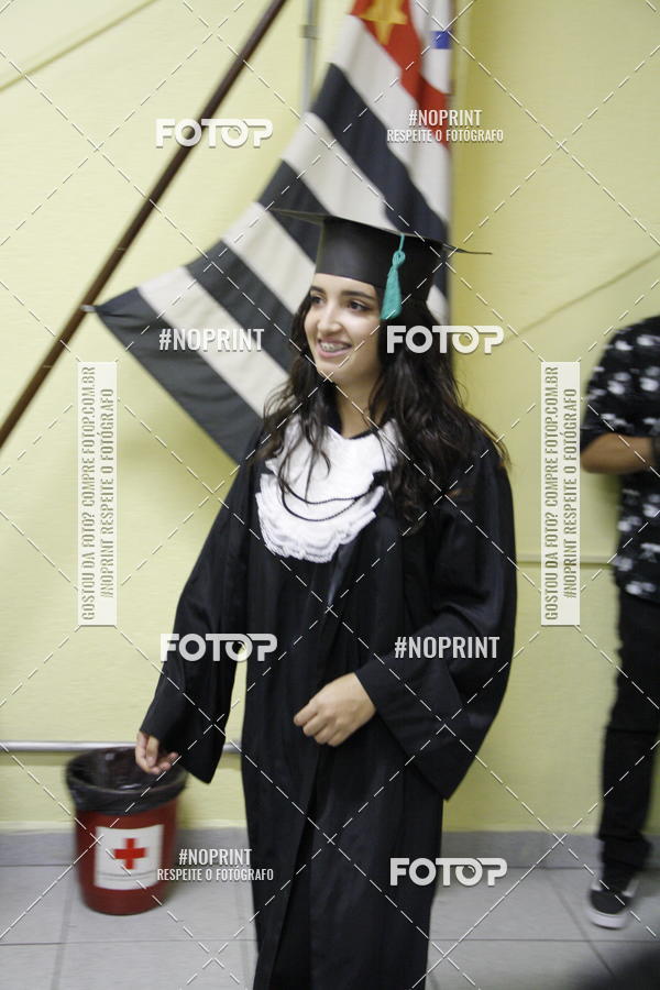 Buy your photos of the eventFormandos Cruz Vermelha on Fotop
