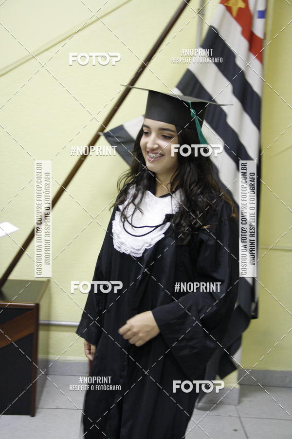 Buy your photos of the eventFormandos Cruz Vermelha on Fotop