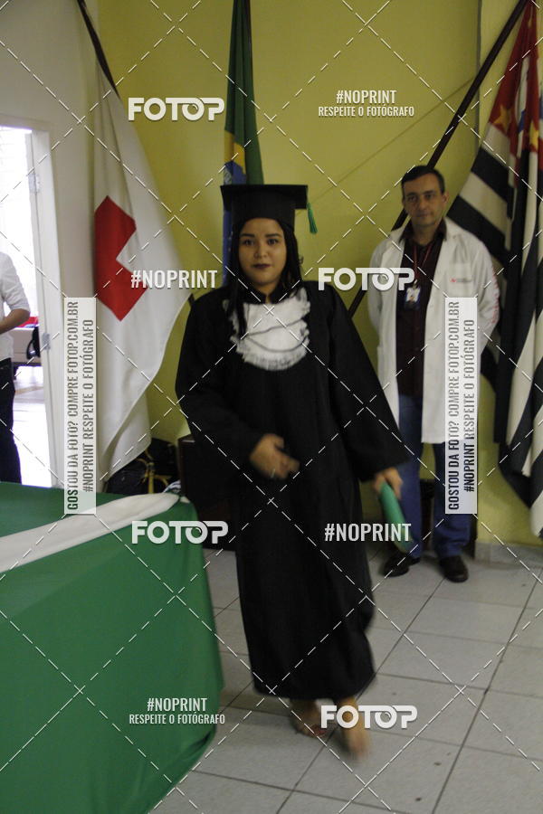 Buy your photos of the eventFormandos Cruz Vermelha on Fotop