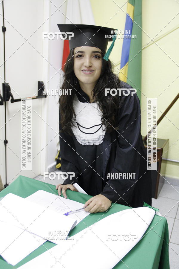 Buy your photos of the eventFormandos Cruz Vermelha on Fotop