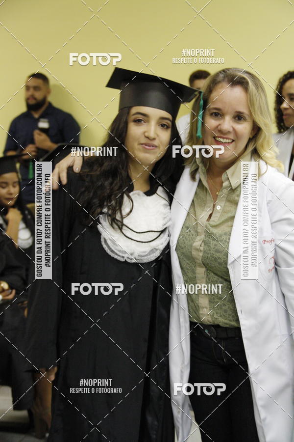 Buy your photos of the eventFormandos Cruz Vermelha on Fotop