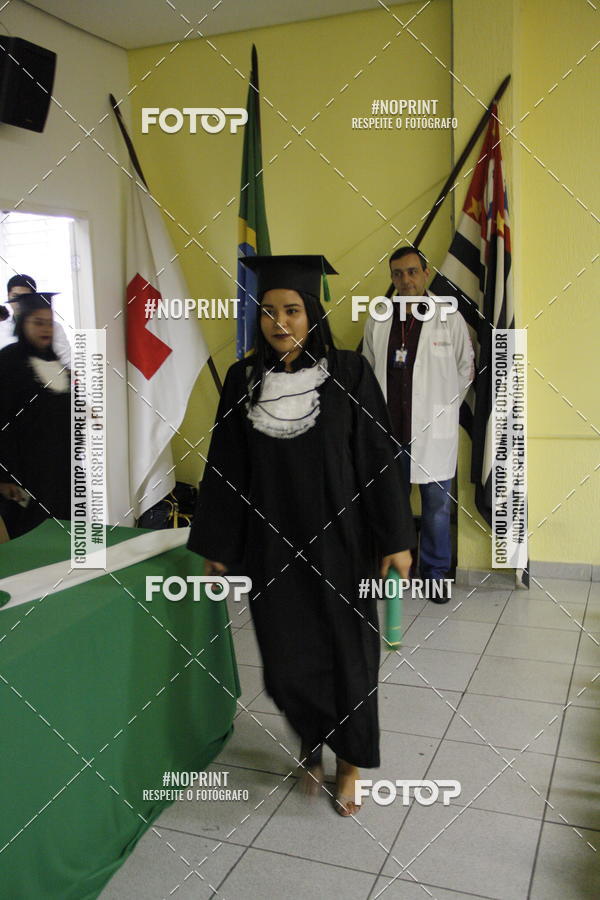Buy your photos of the eventFormandos Cruz Vermelha on Fotop