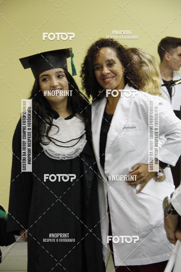 Buy your photos of the eventFormandos Cruz Vermelha on Fotop