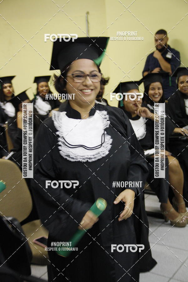 Buy your photos of the eventFormandos Cruz Vermelha on Fotop