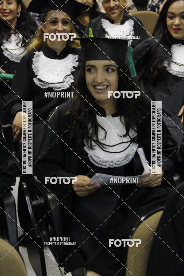 Buy your photos of the eventFormandos Cruz Vermelha on Fotop