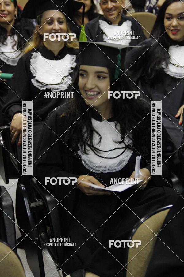 Buy your photos of the eventFormandos Cruz Vermelha on Fotop