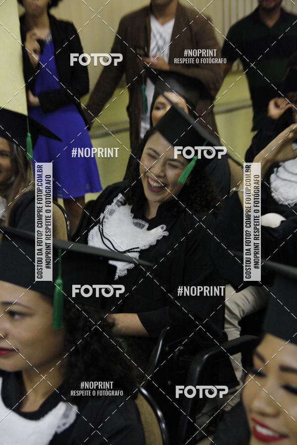 Buy your photos of the eventFormandos Cruz Vermelha on Fotop