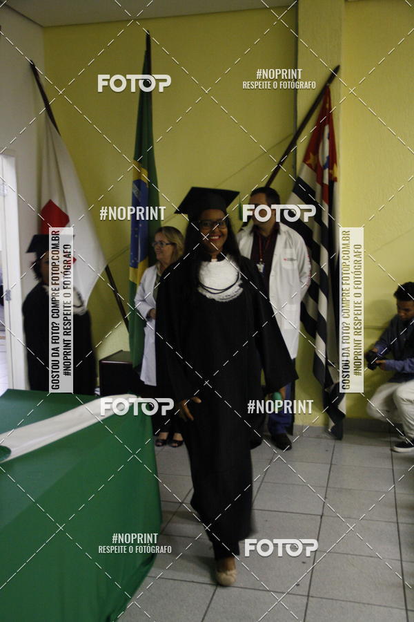 Buy your photos of the eventFormandos Cruz Vermelha on Fotop