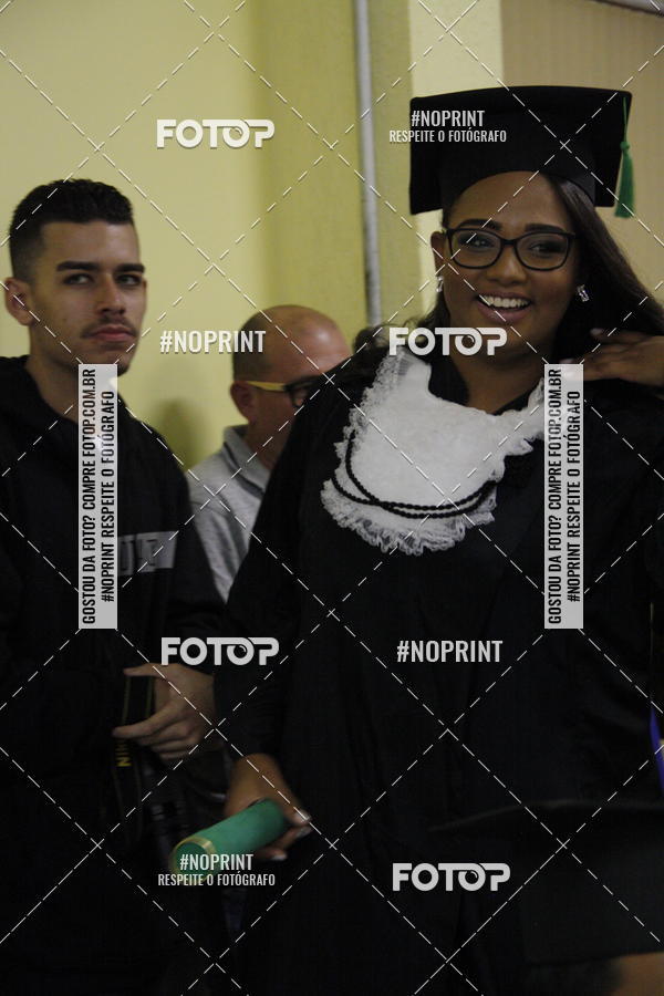 Buy your photos of the eventFormandos Cruz Vermelha on Fotop