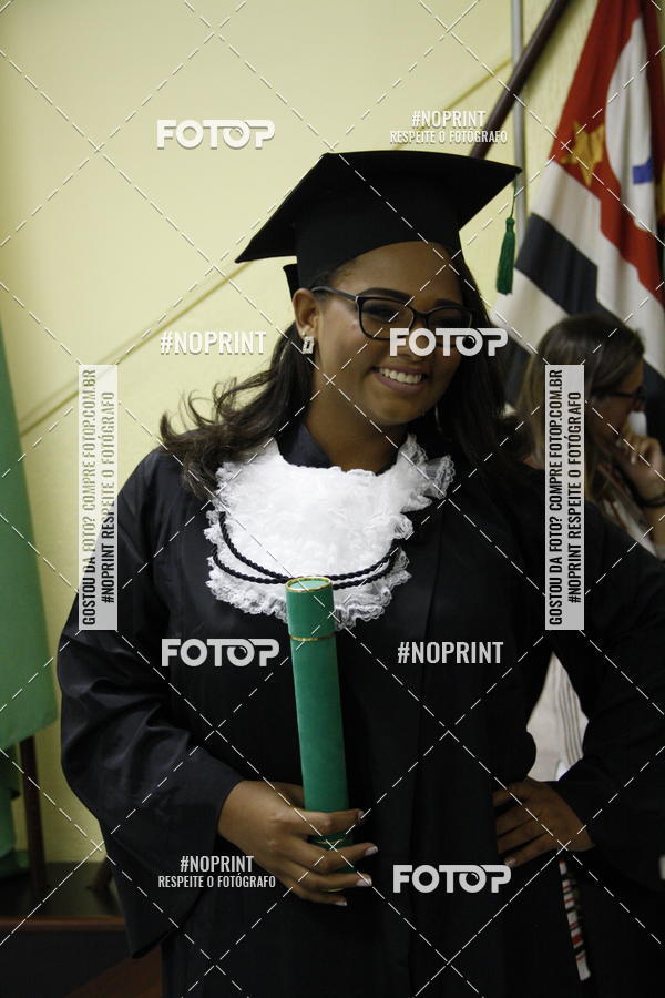Buy your photos of the eventFormandos Cruz Vermelha on Fotop