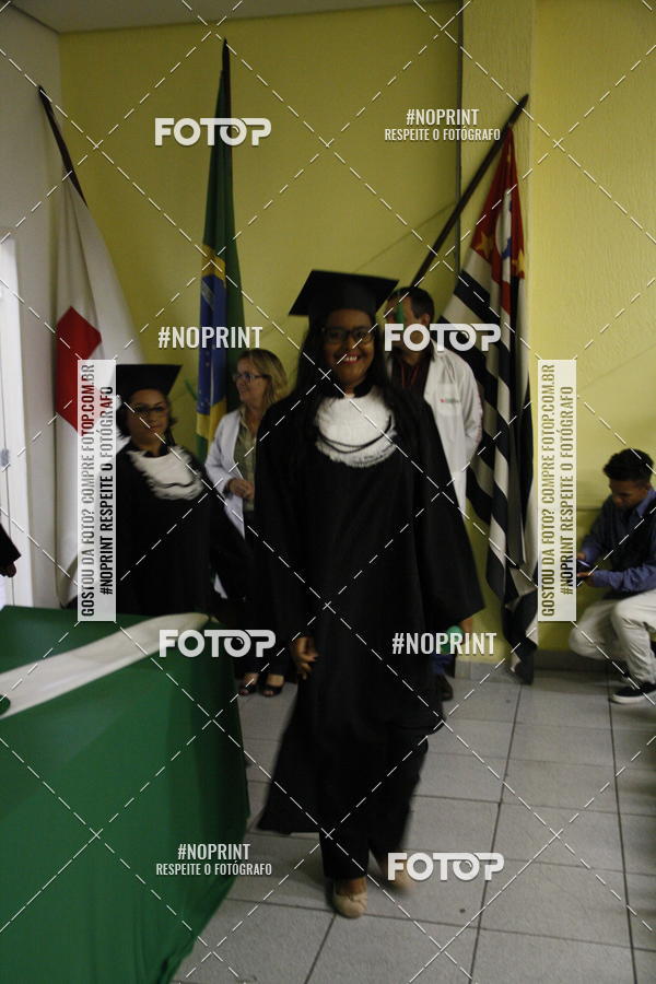 Buy your photos of the eventFormandos Cruz Vermelha on Fotop