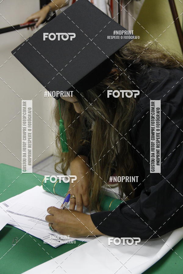 Buy your photos of the eventFormandos Cruz Vermelha on Fotop