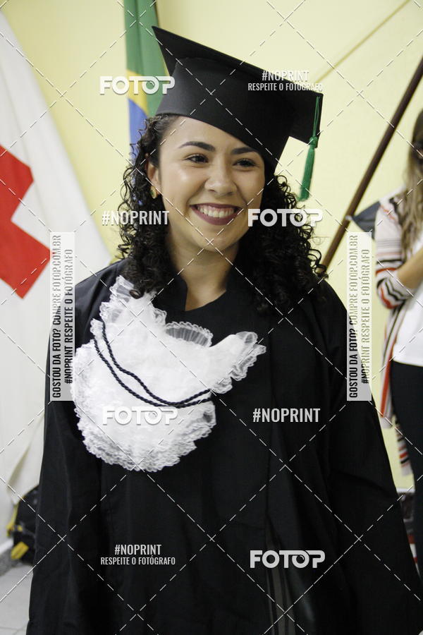 Buy your photos of the eventFormandos Cruz Vermelha on Fotop