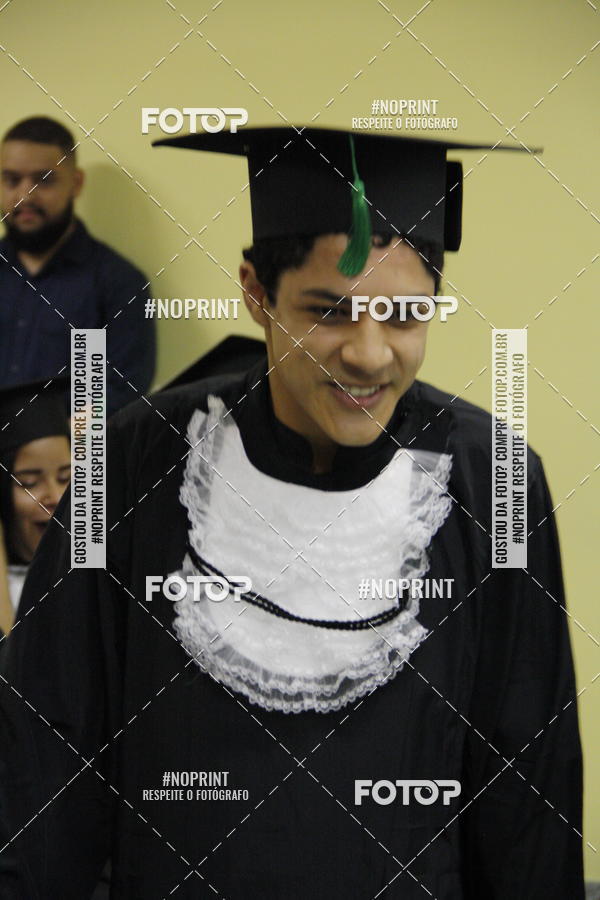 Buy your photos of the eventFormandos Cruz Vermelha on Fotop