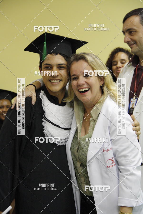 Buy your photos of the eventFormandos Cruz Vermelha on Fotop