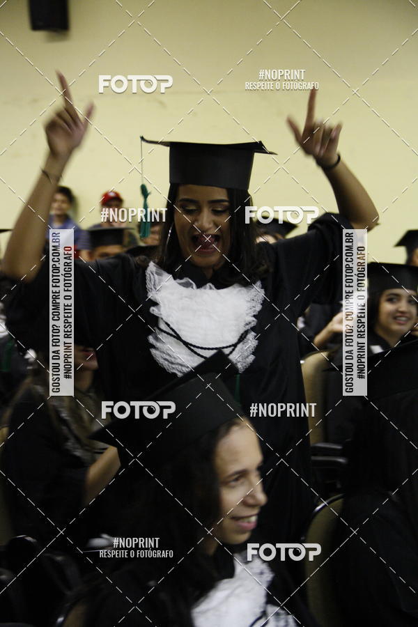 Buy your photos of the eventFormandos Cruz Vermelha on Fotop